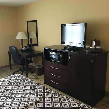 Готель Wyndham Philadelphia-Bucks County Feasterville-Trevose Екстер'єр фото